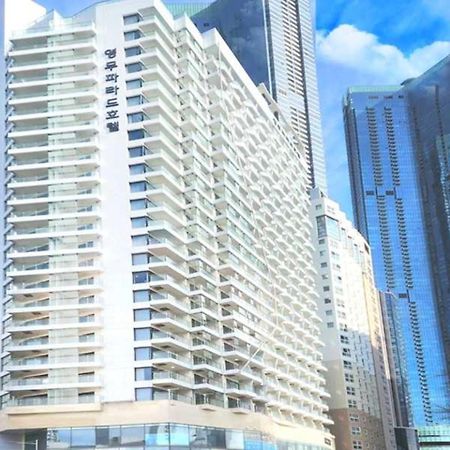 Busan Yeongmu Parade Hotel Haeundae Beach ภายนอก รูปภาพ