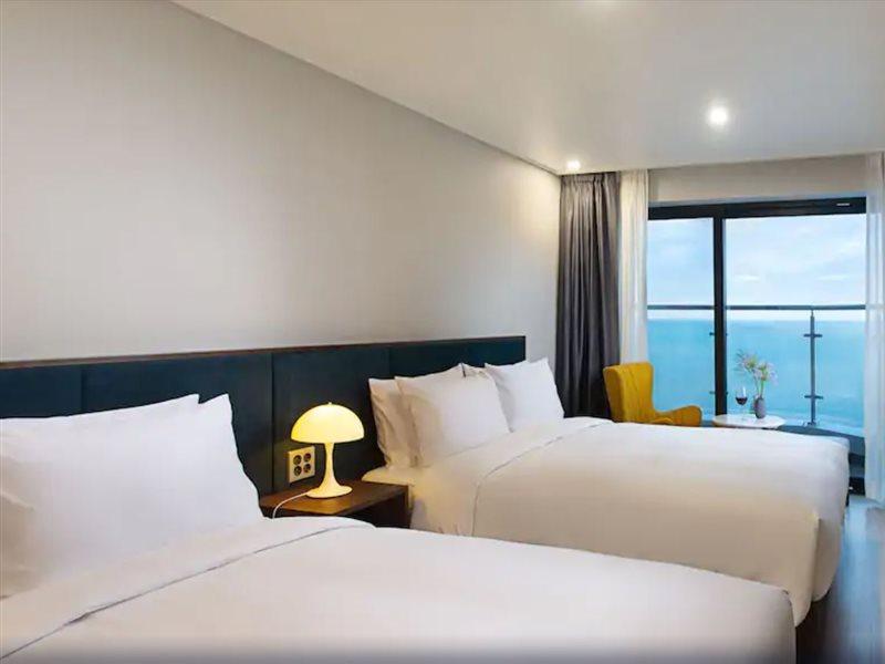 Busan Yeongmu Parade Hotel Haeundae Beach ภายนอก รูปภาพ