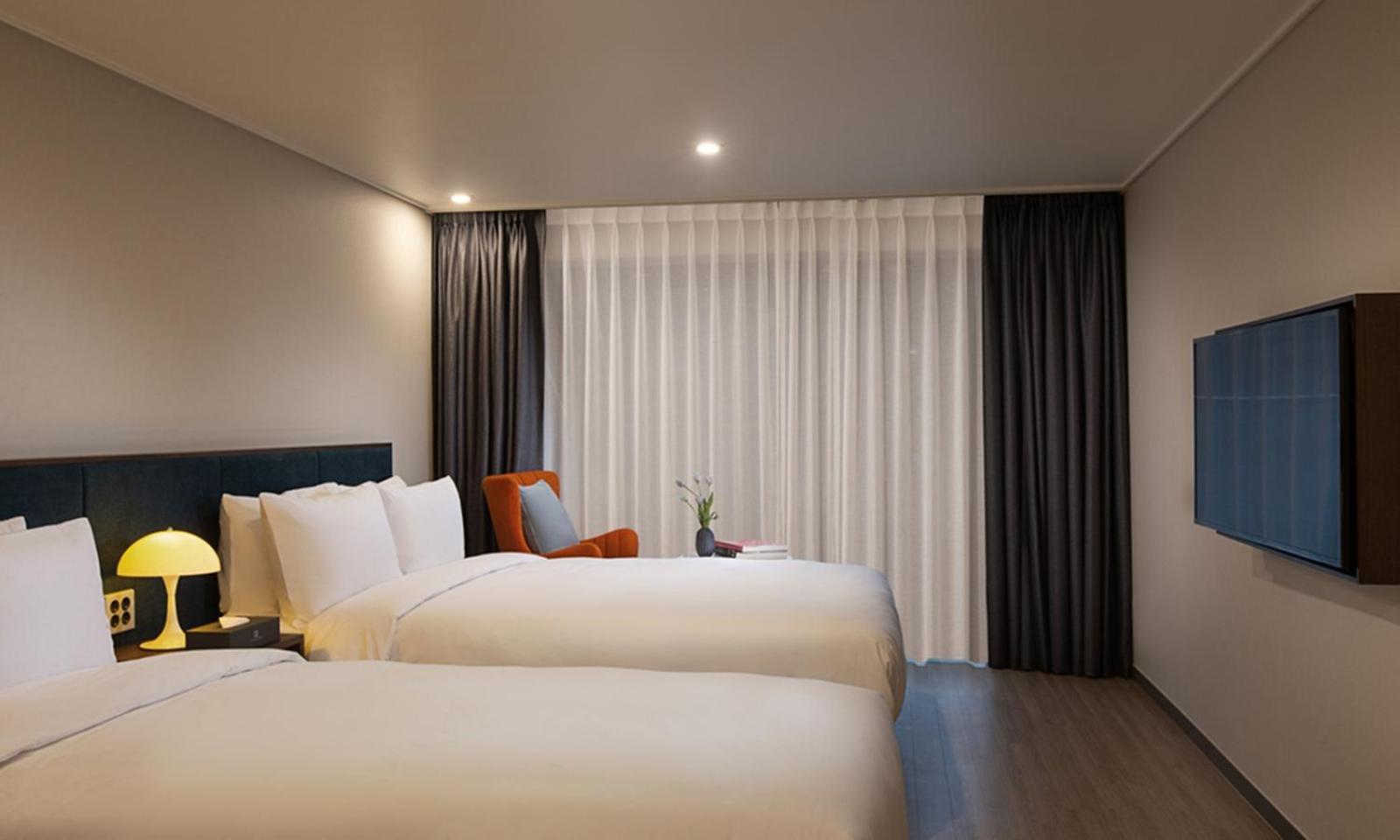 Busan Yeongmu Parade Hotel Haeundae Beach ภายนอก รูปภาพ