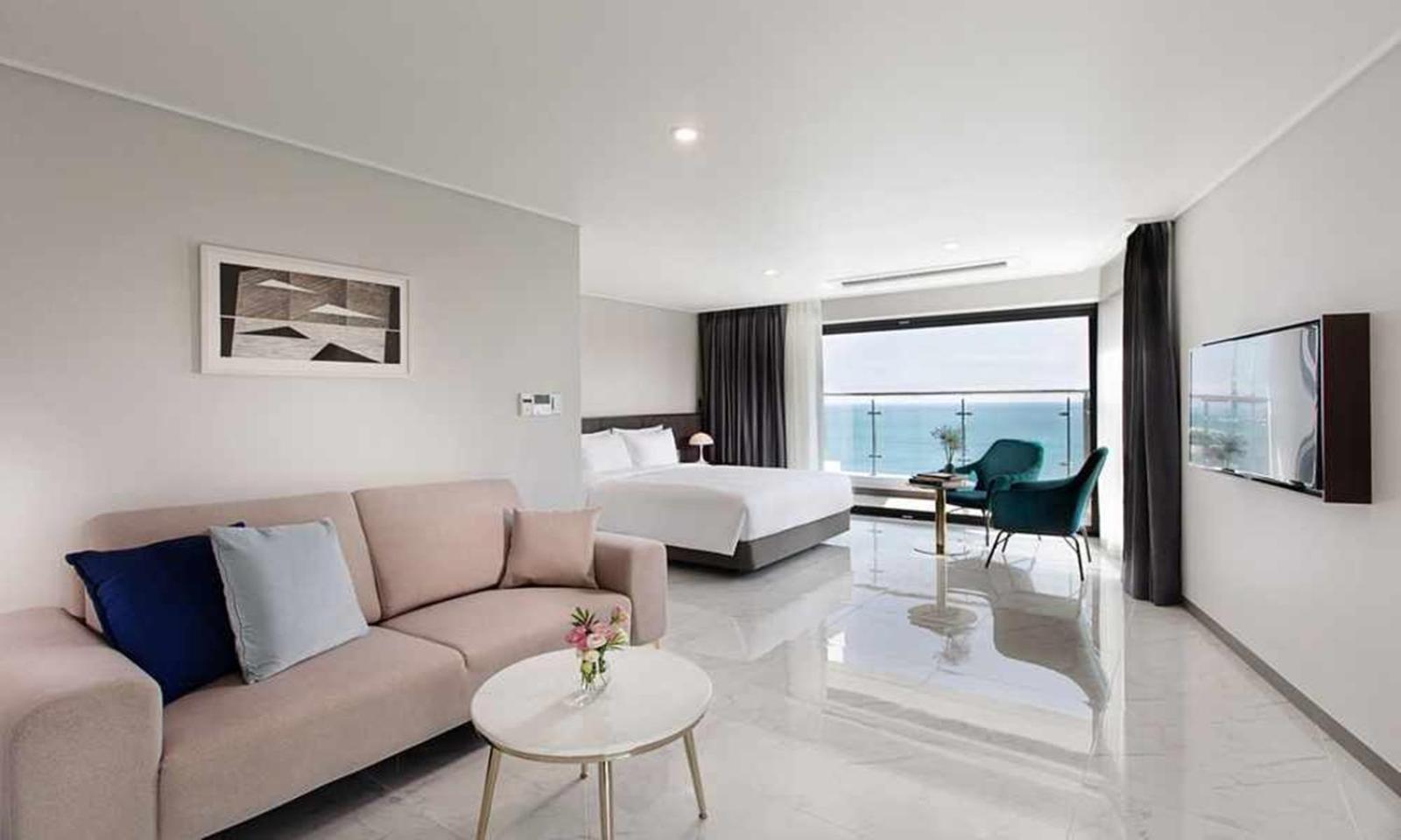 Busan Yeongmu Parade Hotel Haeundae Beach ภายนอก รูปภาพ