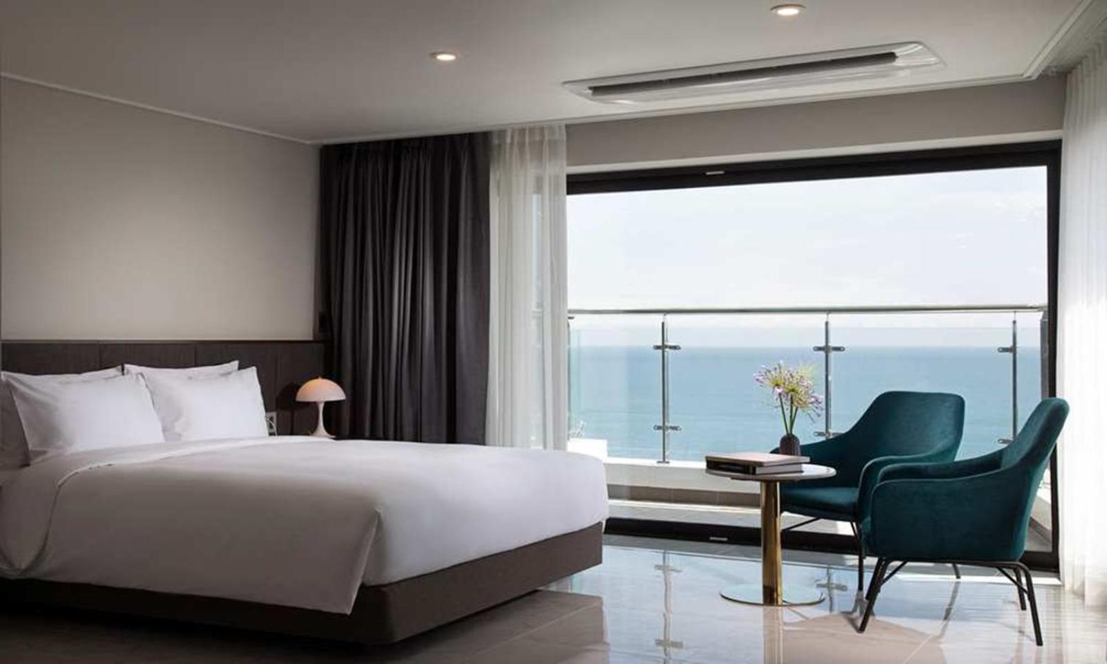 Busan Yeongmu Parade Hotel Haeundae Beach ภายนอก รูปภาพ