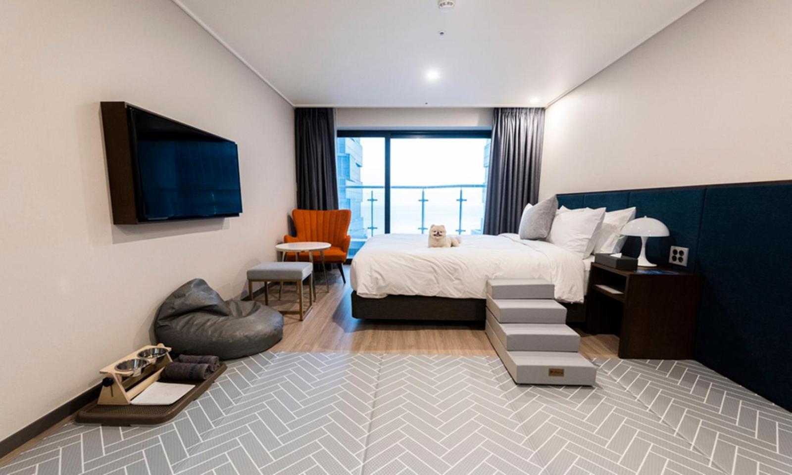 Busan Yeongmu Parade Hotel Haeundae Beach ภายนอก รูปภาพ